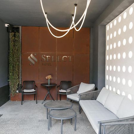 Select Hotel Lviv Buitenkant foto