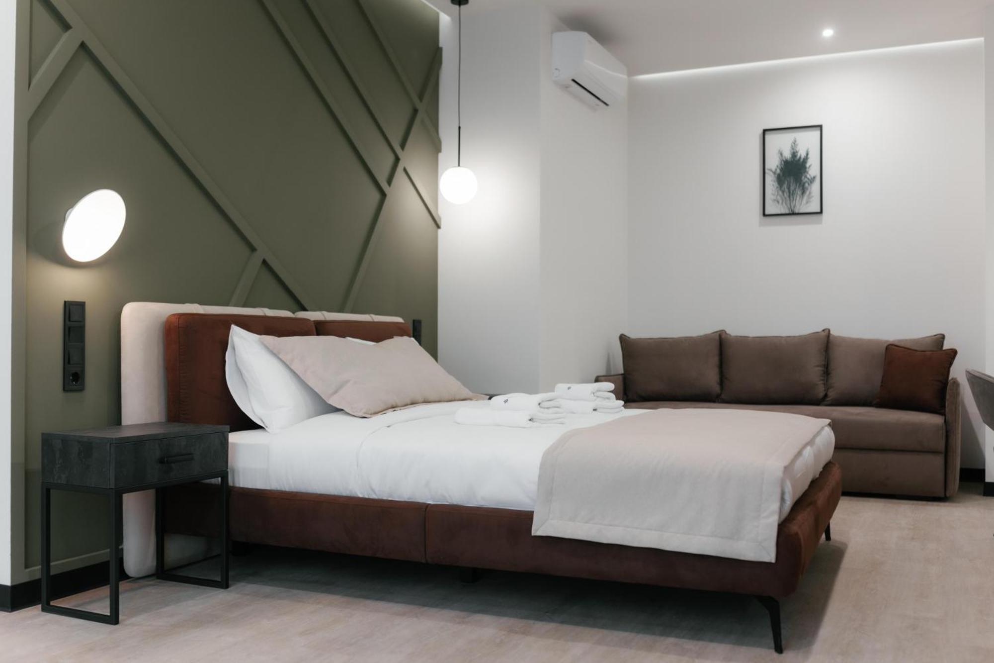 Select Hotel Lviv Buitenkant foto