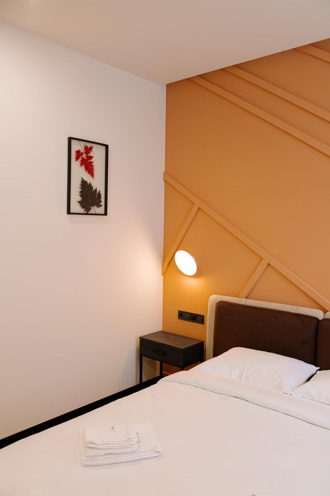 Select Hotel Lviv Buitenkant foto