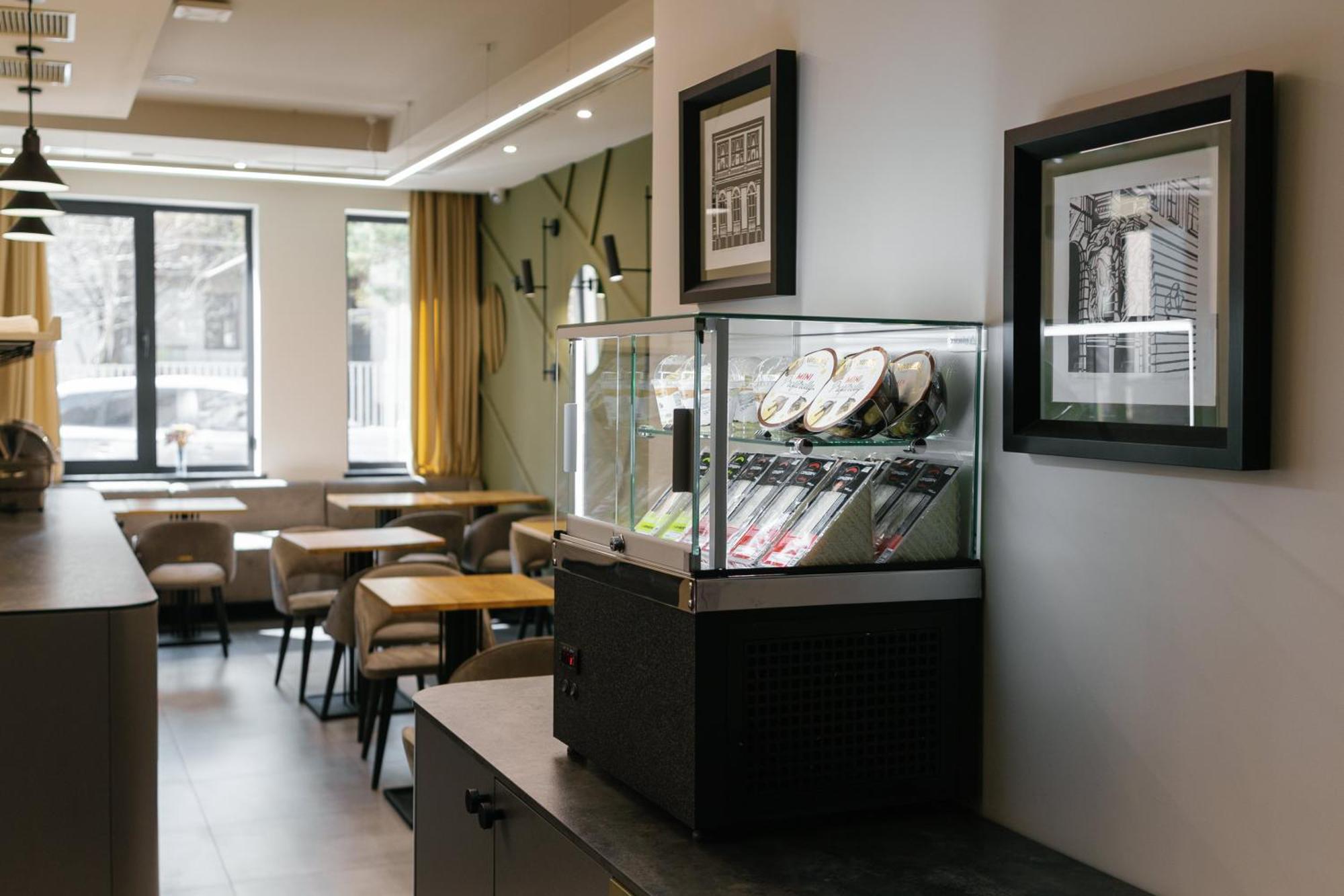Select Hotel Lviv Buitenkant foto